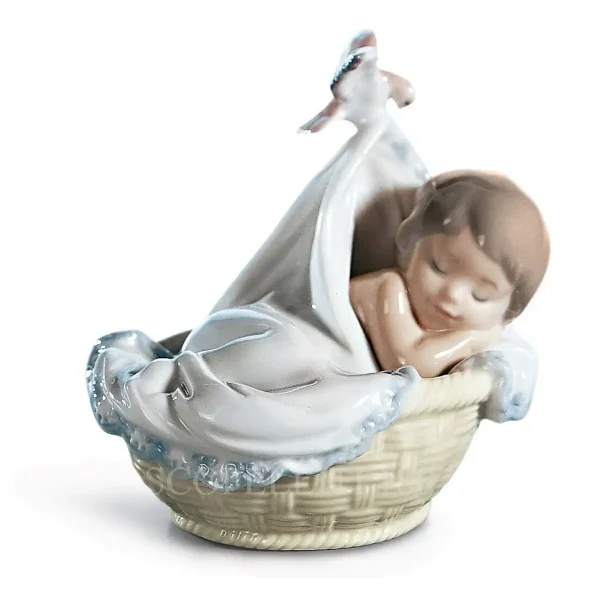 lladro tender dreams boy porcelain figurine