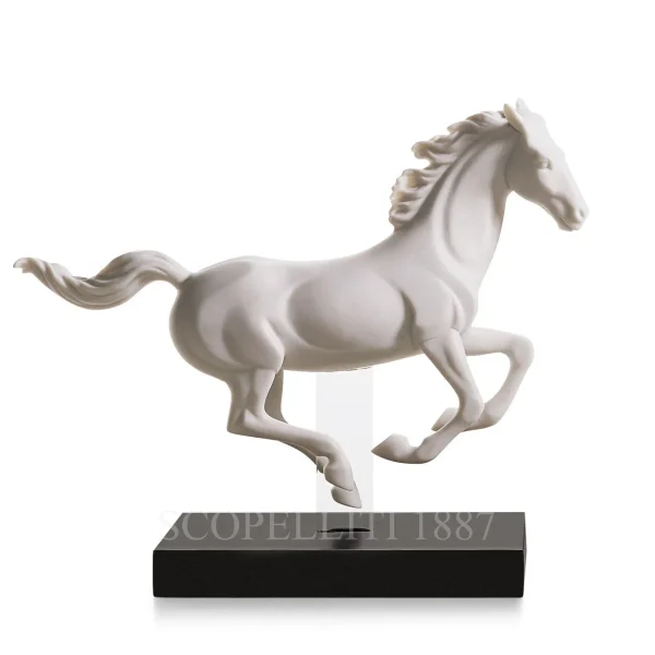 lladro gallop i horse porcelain figurine