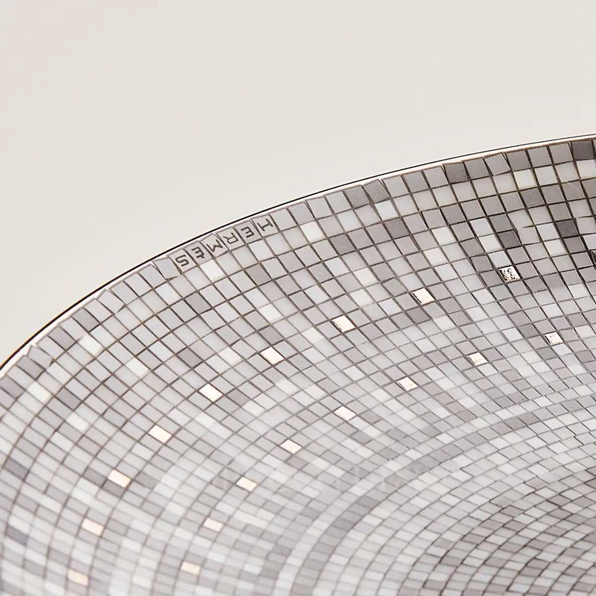 hermes mosaique au 24 platinum dessert plate detail