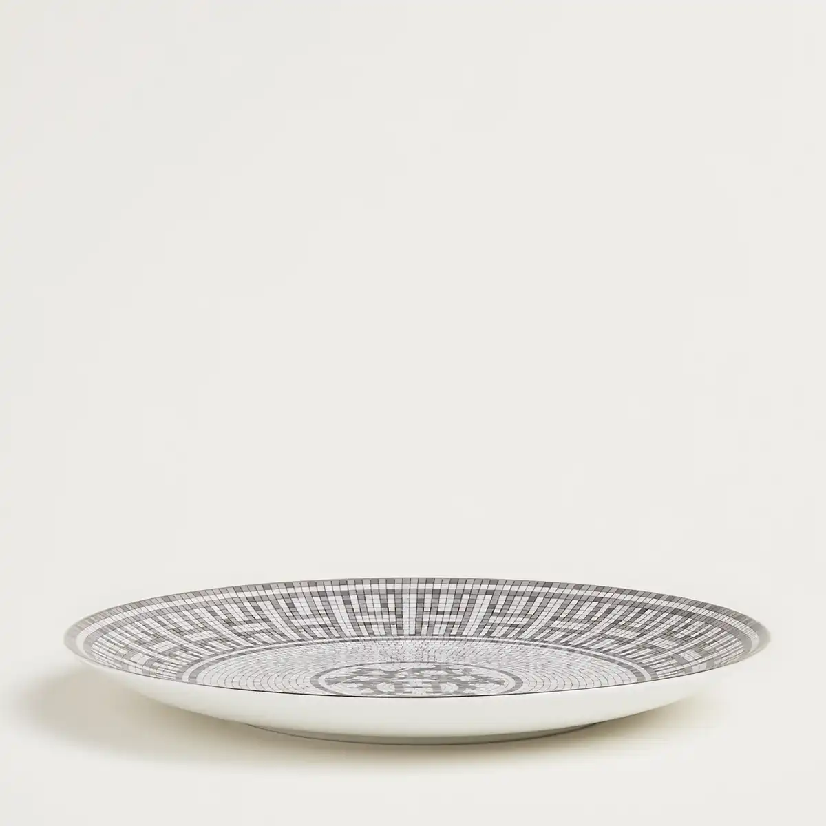 hermes mosaique au 24 platinum dessert plate side view