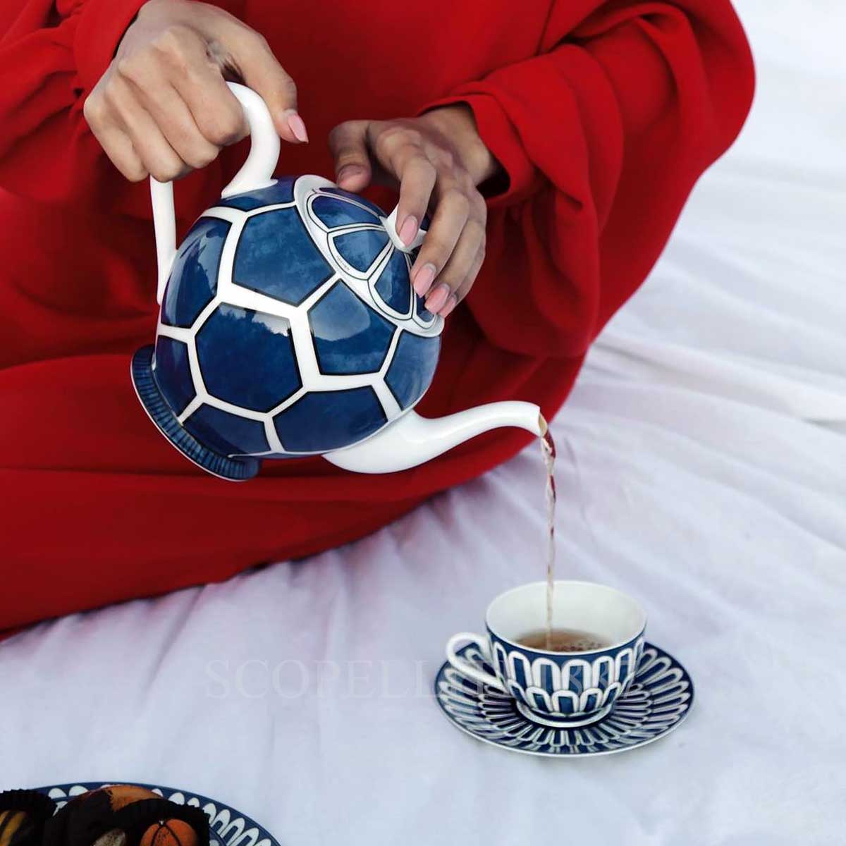 Hermes Blue Porcelain Chaine d'Ancre 4-Piece Tea Cup And Saucer Set Hermes
