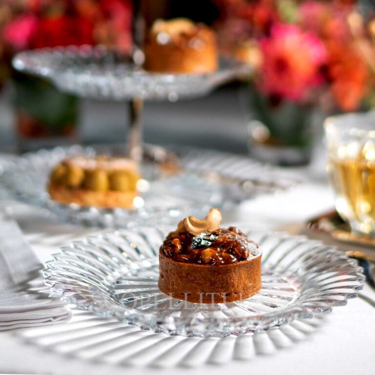 Luxury Baccarat Mille Nuits Crystal Plate Large | Tableware