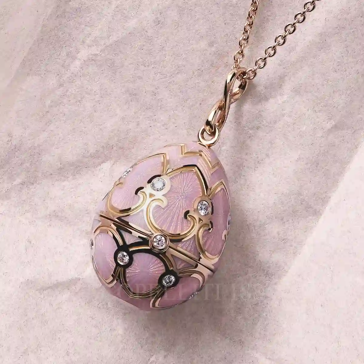 Fabergé Heritage Hen Surprise Egg Pendant Rose Gold - Image 3