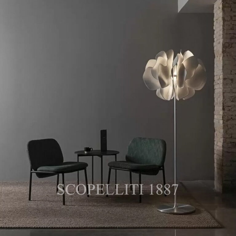 lladro nightbloom floor lamp presentation