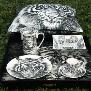 taitu picnic square tray wild spirit leopard