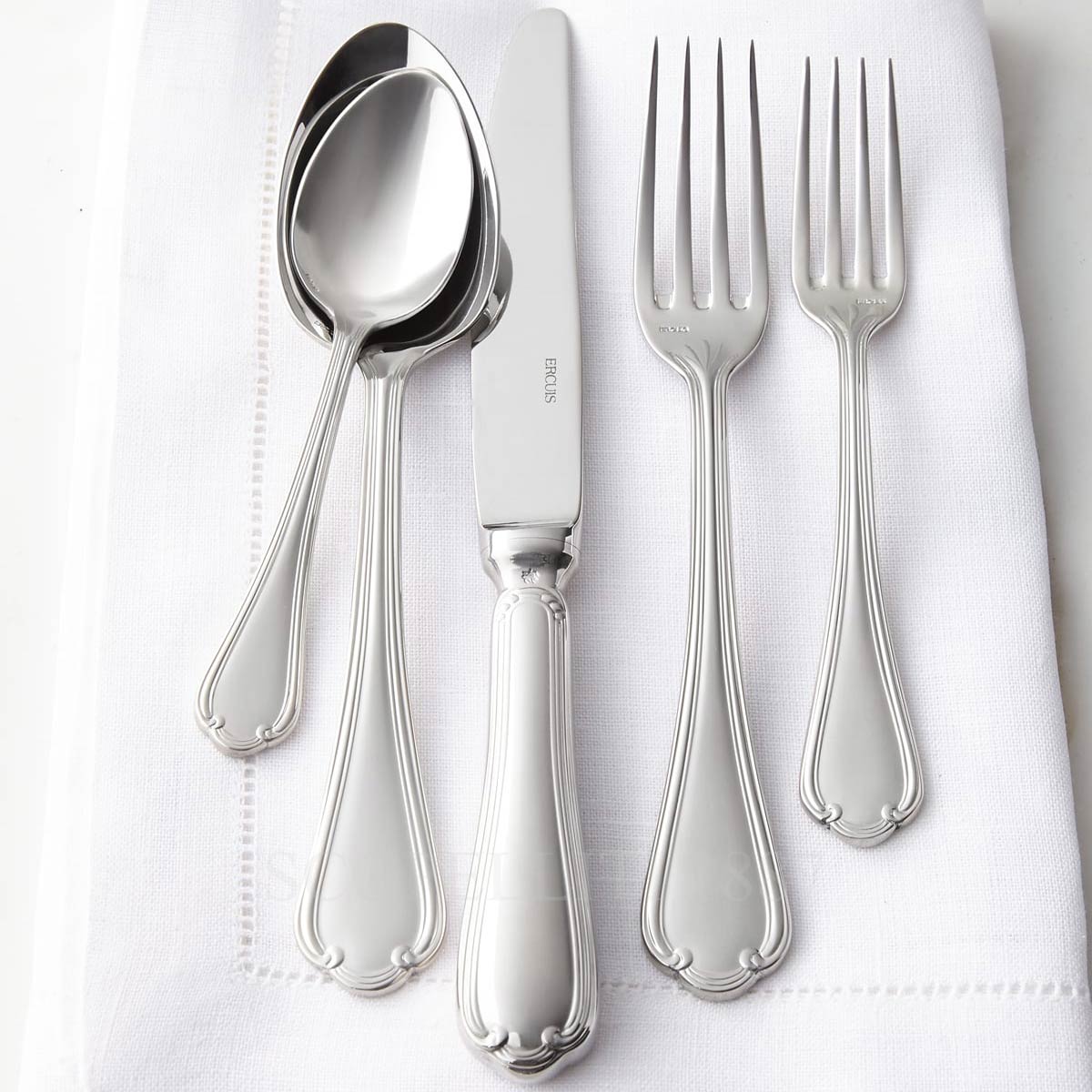 https://scopelliti1887.com/wp-content/uploads/2023/02/ercuis-sully-cutlery-set.jpg