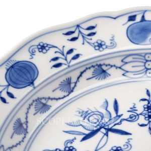 meissen blue onion starter plate detail