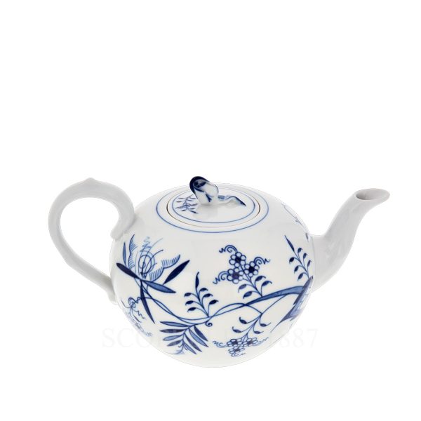 meissen blue onion teapot view