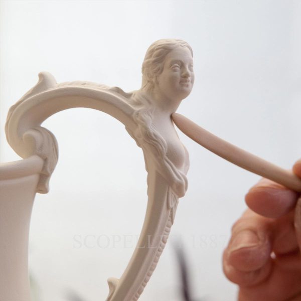 meissen swan pitcher detail work