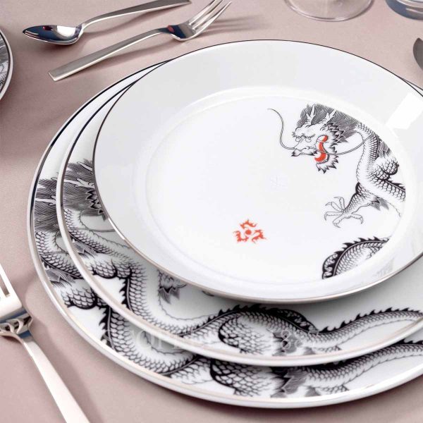 meissen vitruv fortune dragon mise en place