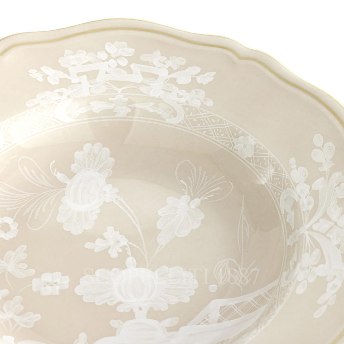 ginori 1735 oriente italiano meringa soup plate detail