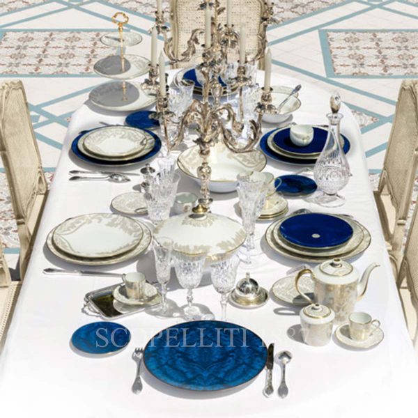 haviland damassé ritz paris table