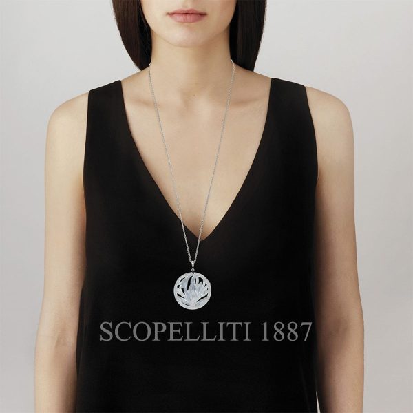 lalique fleur de neige pendant crystal