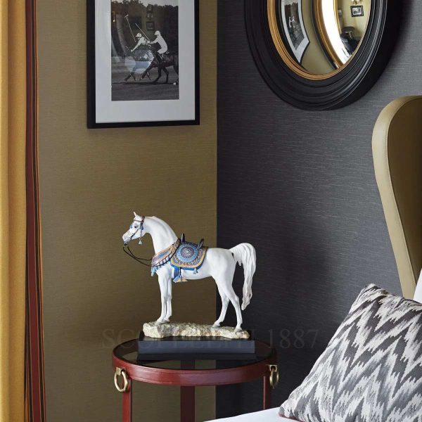 lladro arabian pure breed horse sculpture