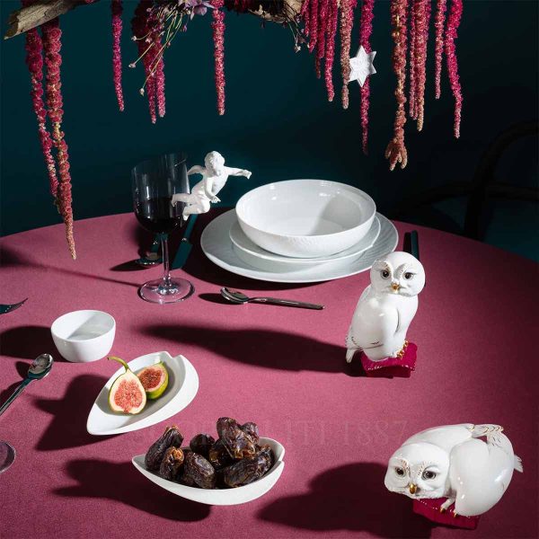 meissen waves relief show