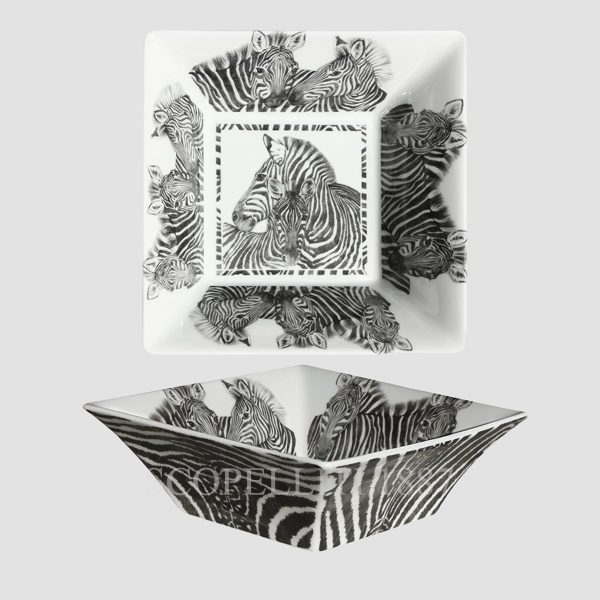 Taitù Wild Spirit All-Purpose Medium Dish Zebra
