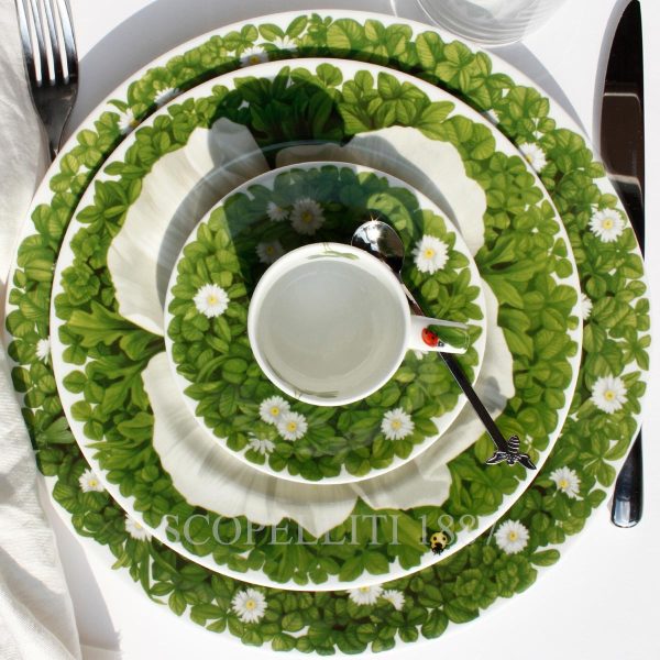 taitu coffee cup with saucer