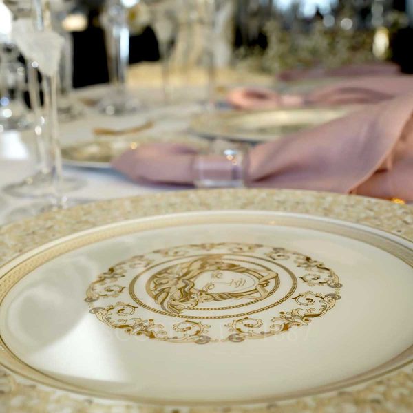versace plate medusa gala