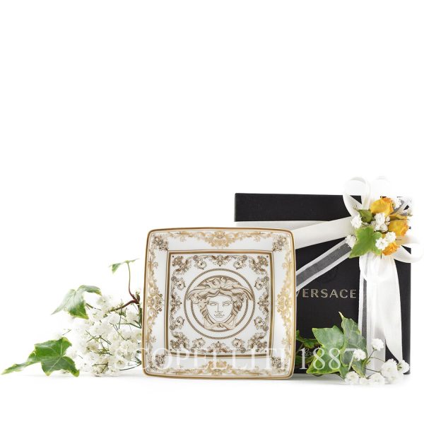 versace medusa gala canape dish in gold and white with medusa emblem