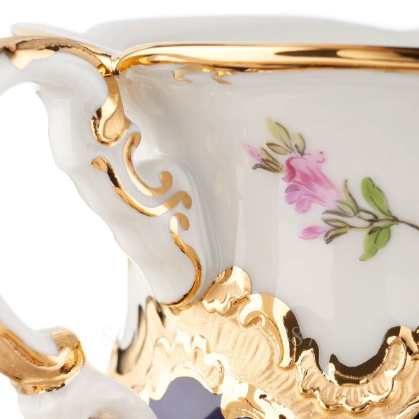 meissen coffee cup strewn flowers cobalt blue detail