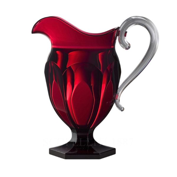 mario luca giusti roberta pitcher red