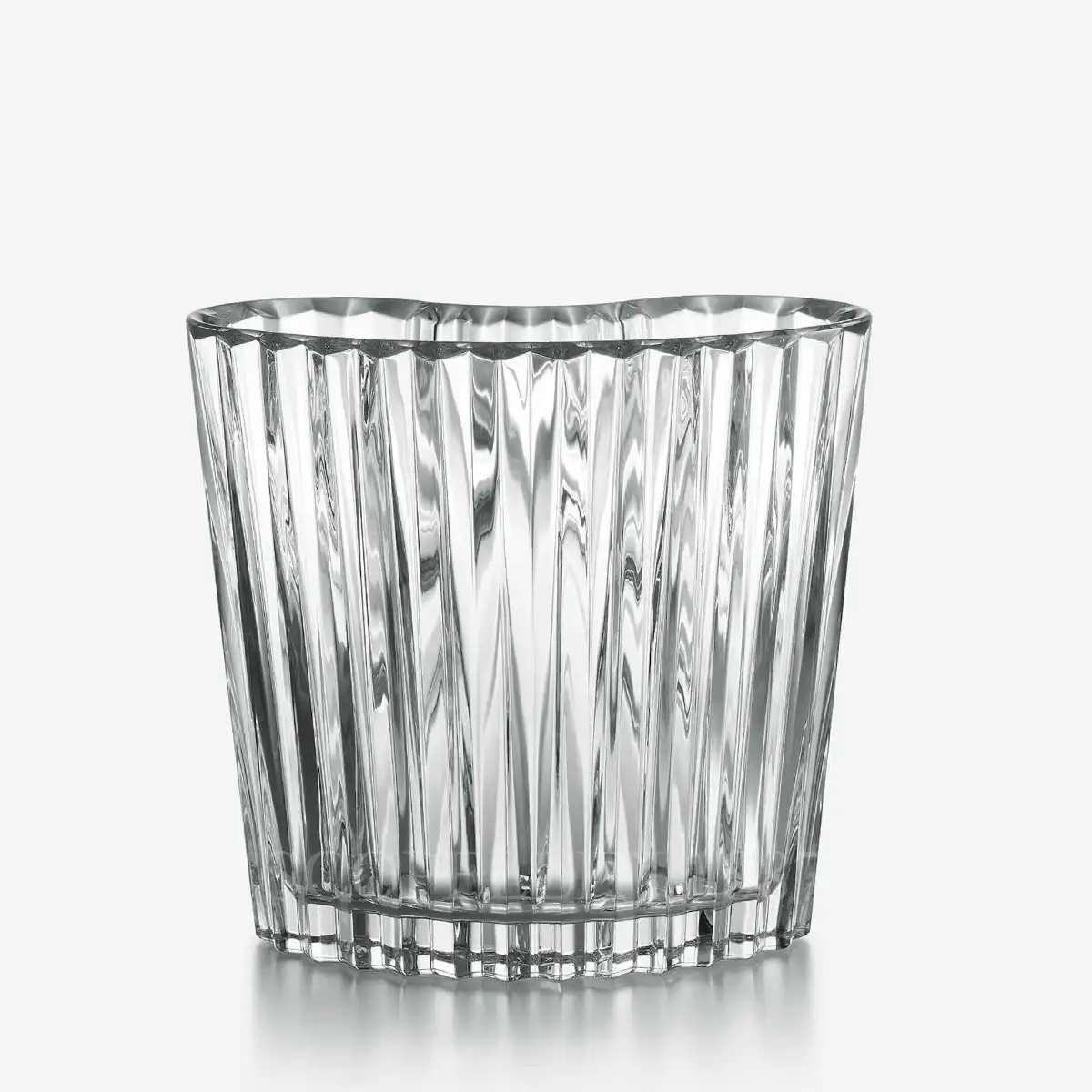 baccarat mille nuits lovers vase in clear crystal, rectangular design with wavy lines