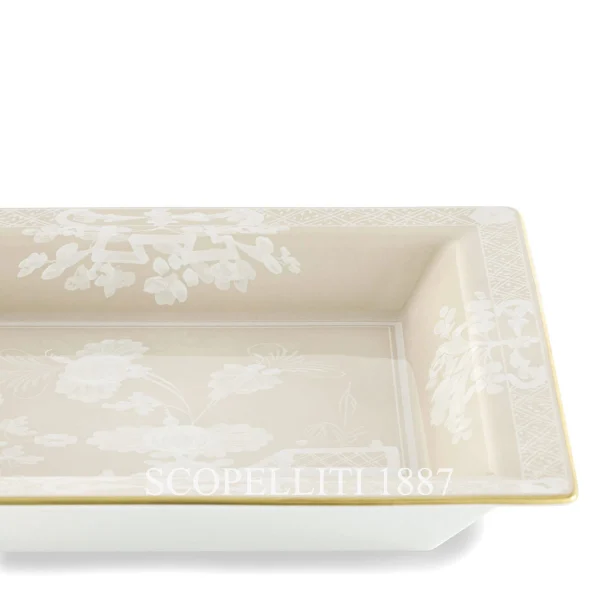 ginori 1735 oriente italiano meringa square change tray detail