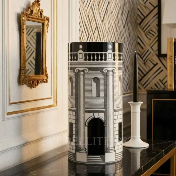 fornasetti vase casa con colonne