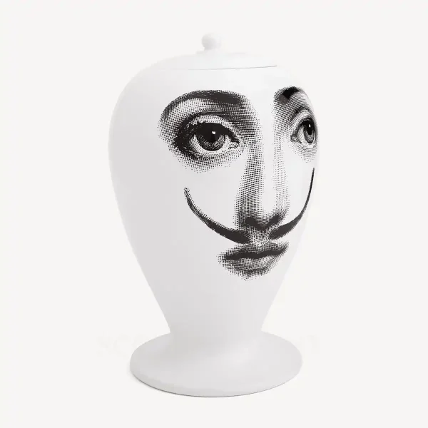fornasetti vase la femme aux moustaches
