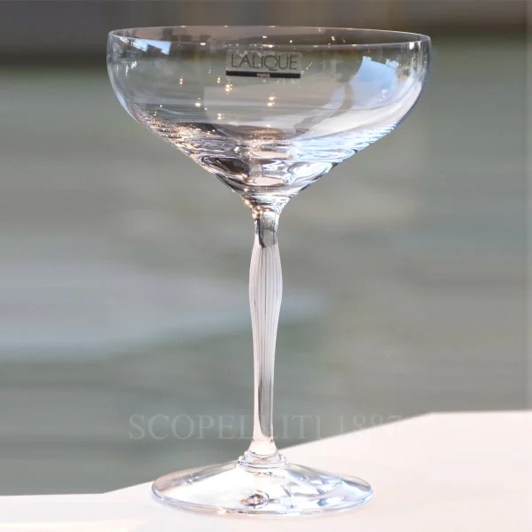 lalique 100 points champagne coupe photo