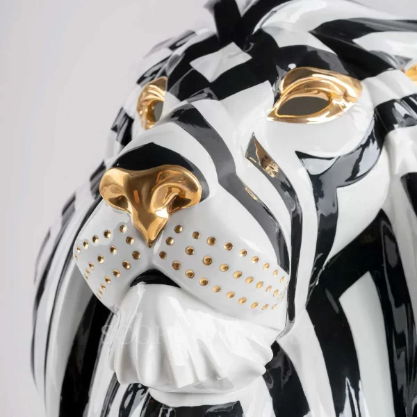 lladro fierce potraits lion mask porcelain