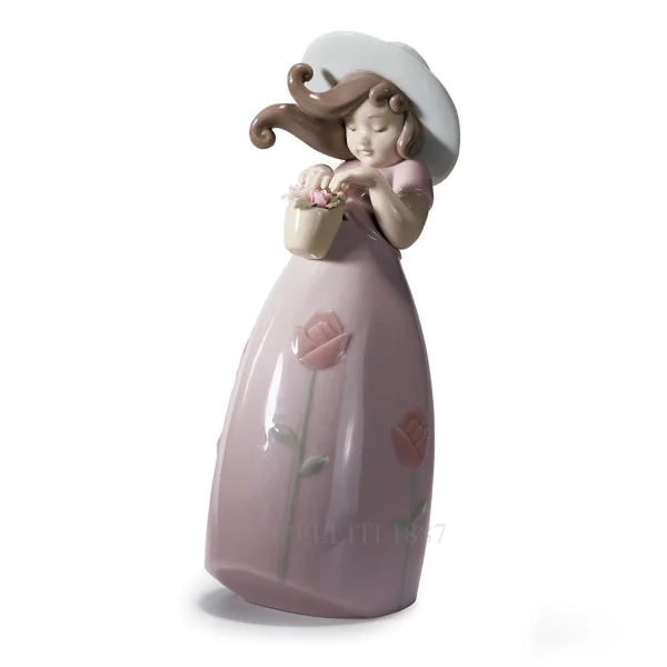 lladro little rose porcelain figurine