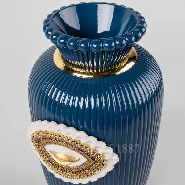 lladro lovers eyes vase blue in porcelain