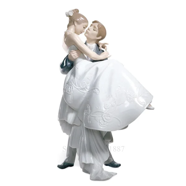 lladro the happiest day porcelain figurine