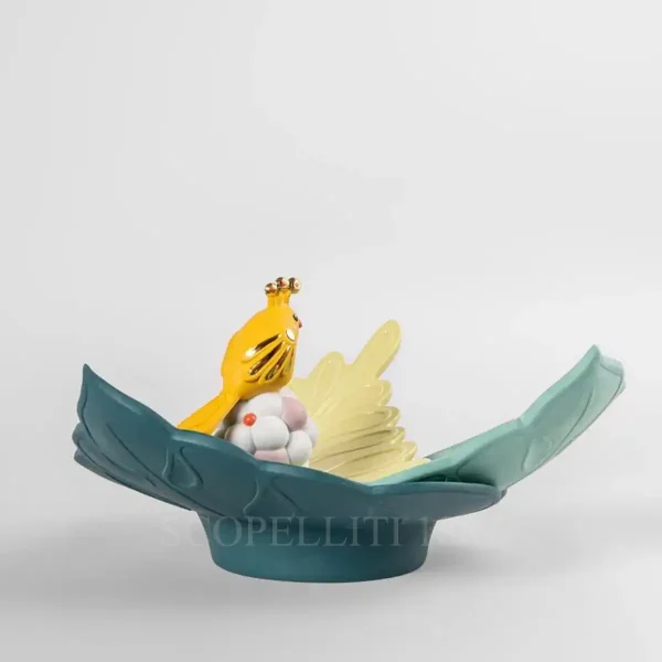 lladro utopical centerpiece with bird