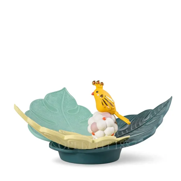 lladro utopical centerpiece with bird