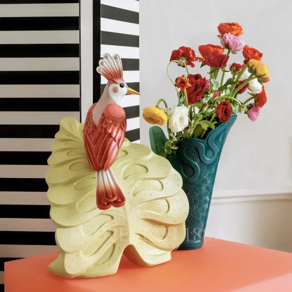 lladró utopical vase