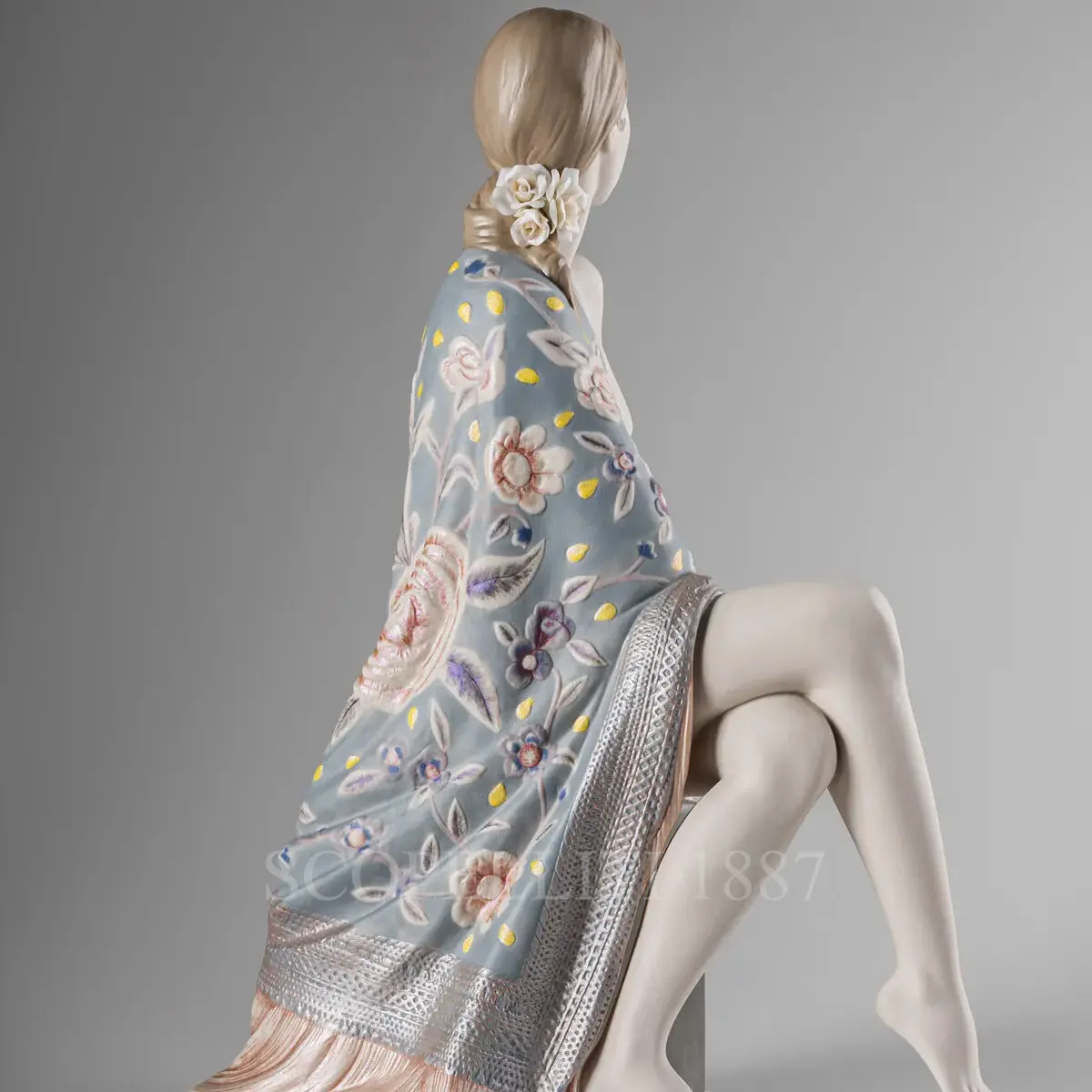 lladró nude with shawl metallic porcelain sculpture
