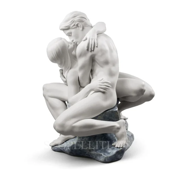 lladró passionate kiss couple porcelain sculpture