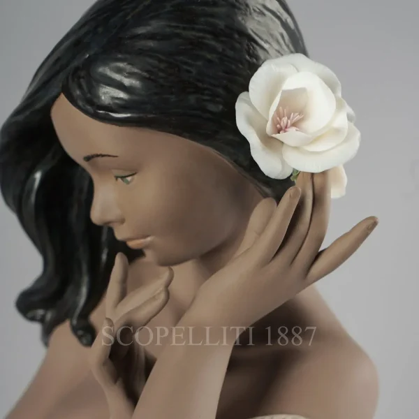 lladró subtle moonlight woman porcelain figurine limited edition